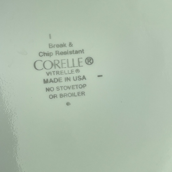 Corelle Vitrelle Bandhani Red Rim - Set of 5 Bread Plates - Picture 4 of 5